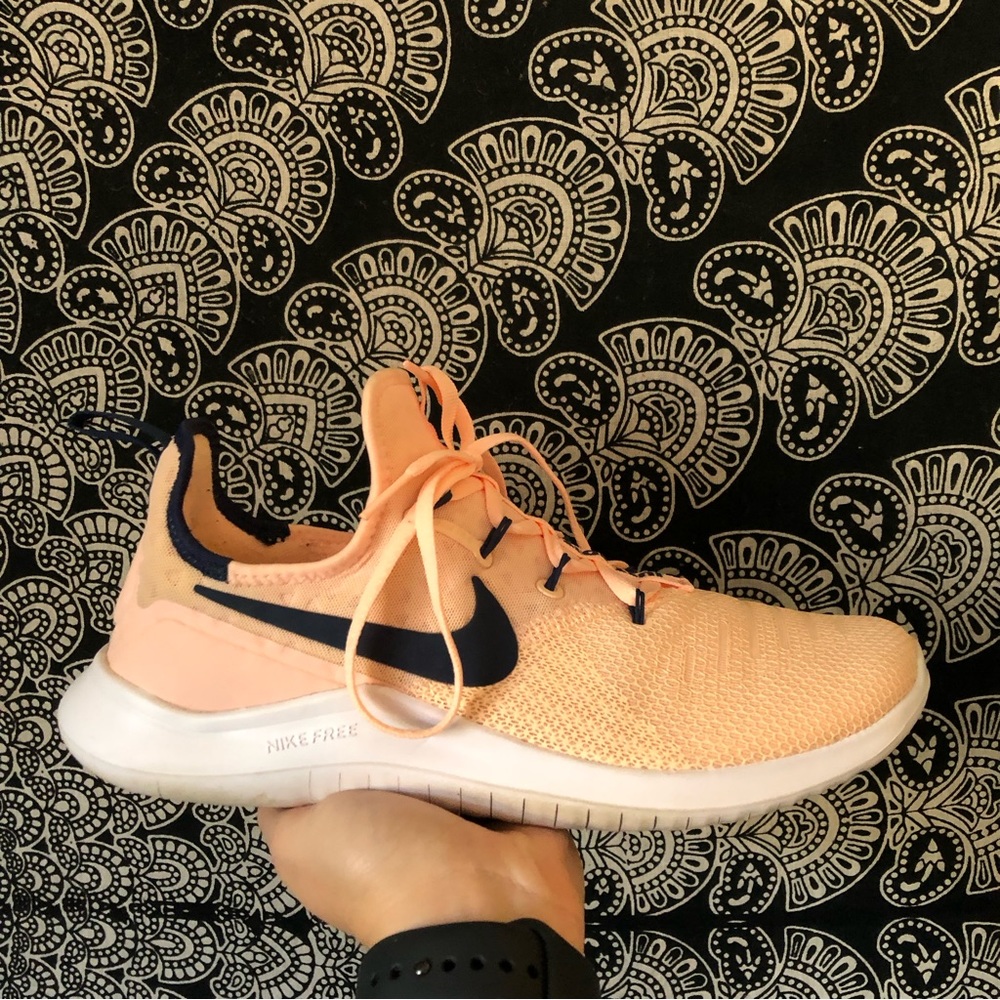 Nike Free Women’s Sneakers